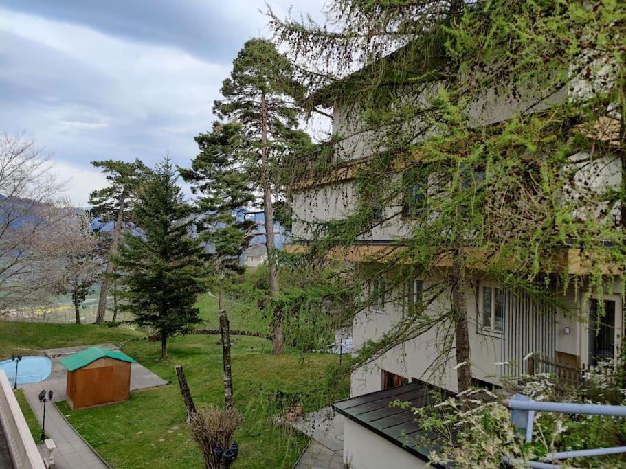 Grosse 4 Zimmer Wohnung Mit Traumhafter Aussicht باد ريغاز المظهر الخارجي الصورة
